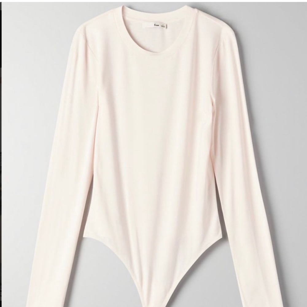 Aritzia Wilfred Free Zomer Bodysuit